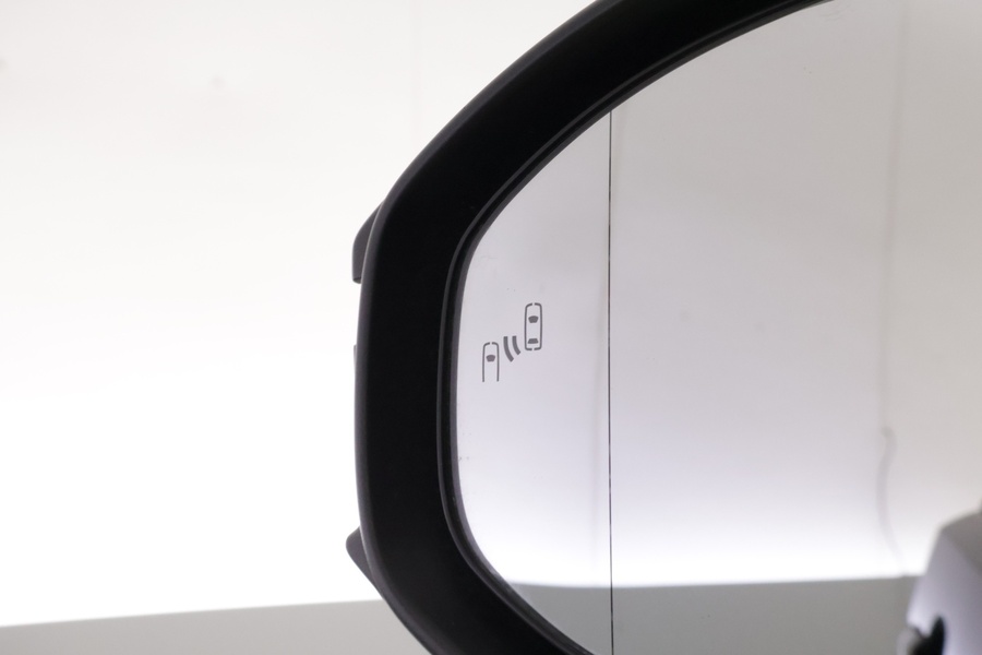 Toyota Prius Plug-in vaihtoauto