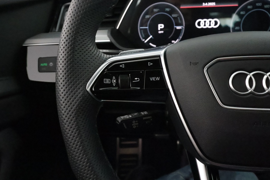 Audi Q8 e-tron vaihtoauto