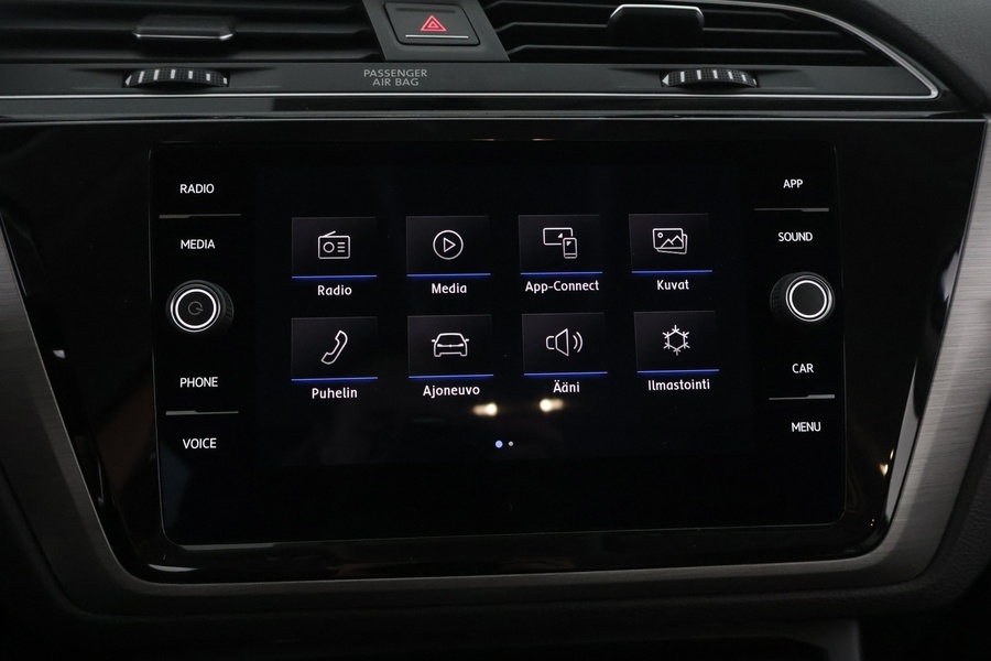 Volkswagen Touran vaihtoauto
