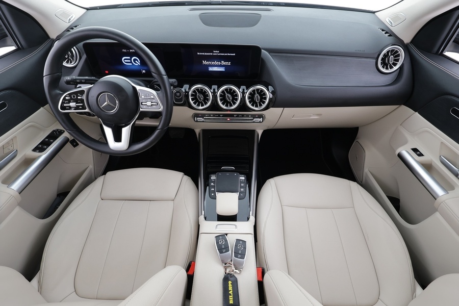 Mercedes-Benz EQA vaihtoauto