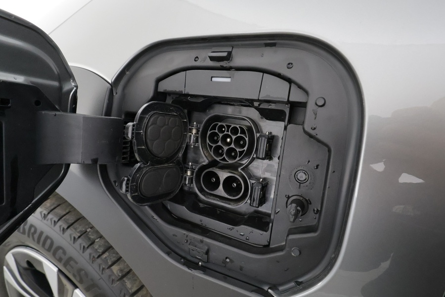 Toyota bZ4X vaihtoauto