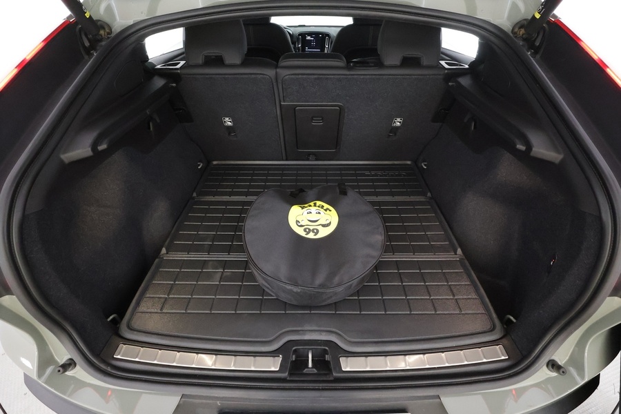 Volvo C40 vaihtoauto