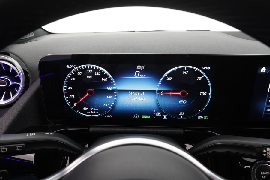 Mercedes-Benz EQA vaihtoauto