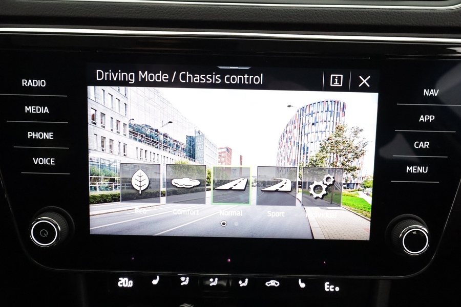 Skoda Superb vaihtoauto