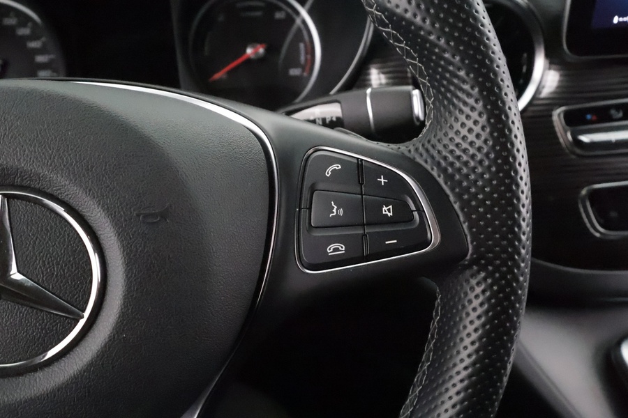 Mercedes-Benz EQV vaihtoauto