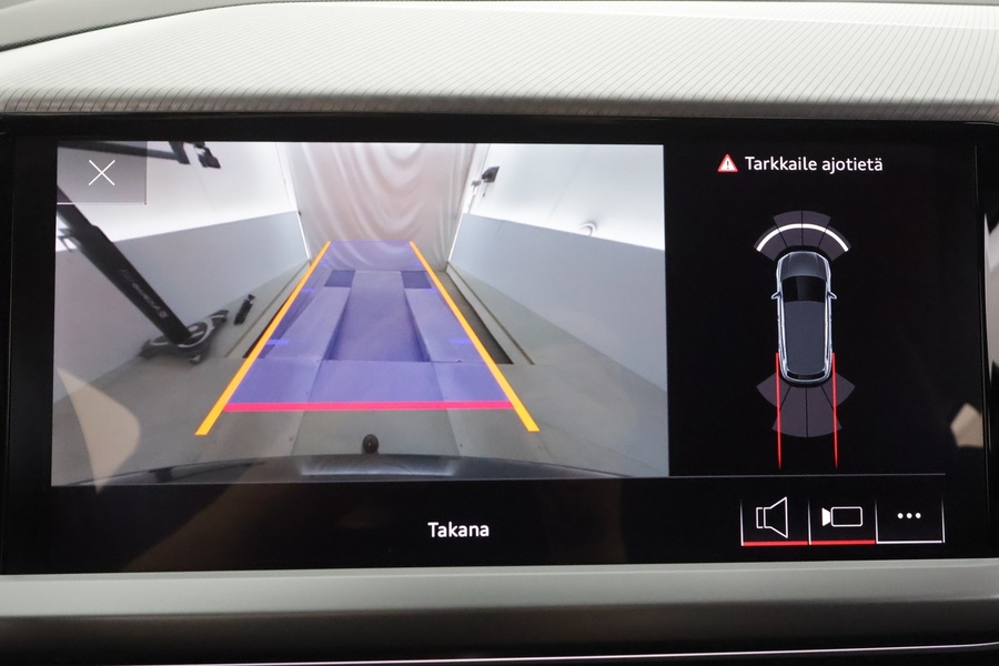 Audi Q4 e-tron vaihtoauto