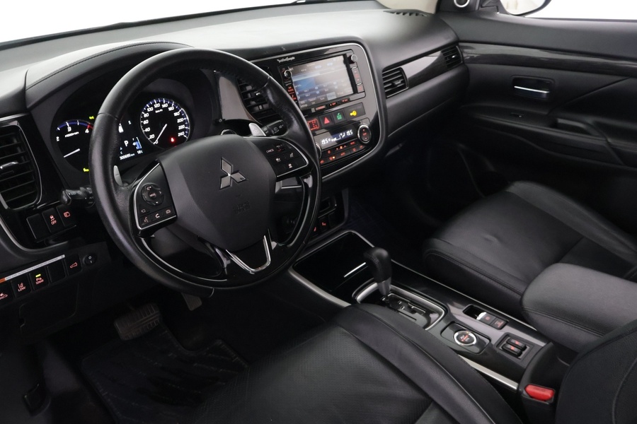 Mitsubishi Outlander vaihtoauto