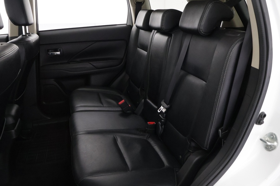 Mitsubishi Outlander vaihtoauto