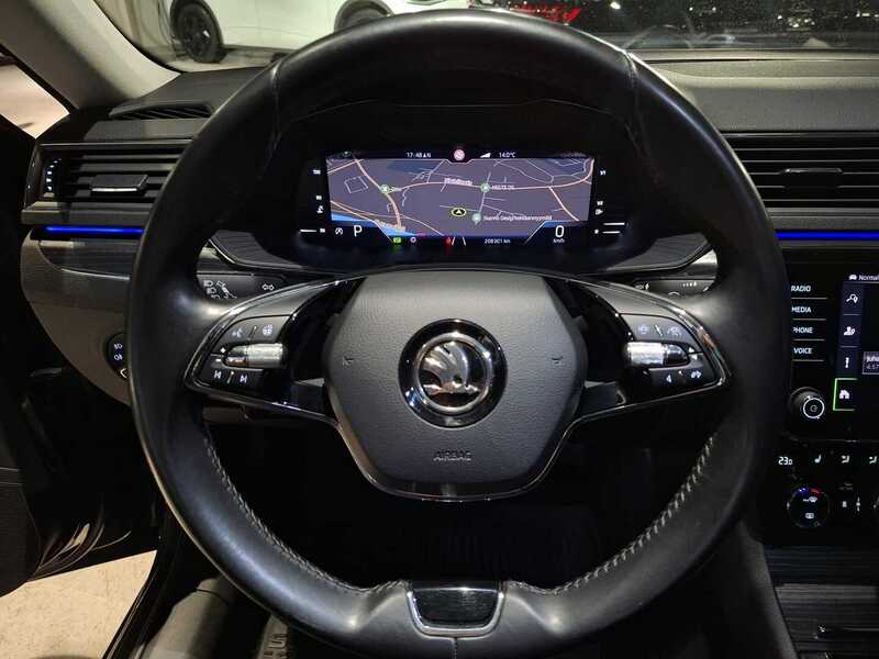 Skoda Superb vaihtoauto