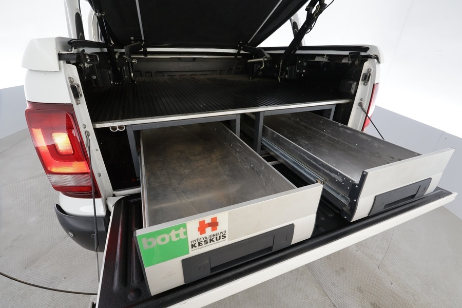 Volkswagen Amarok vaihtoauto