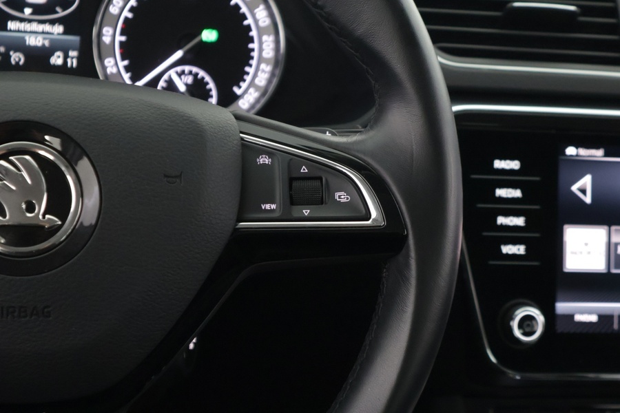 Skoda Superb vaihtoauto