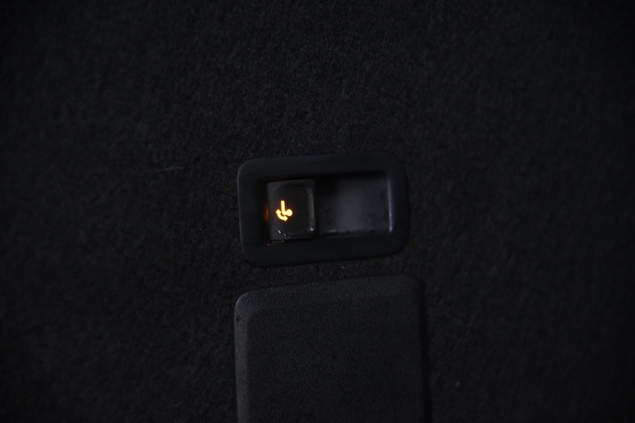 SEAT Leon Sportstourer vaihtoauto