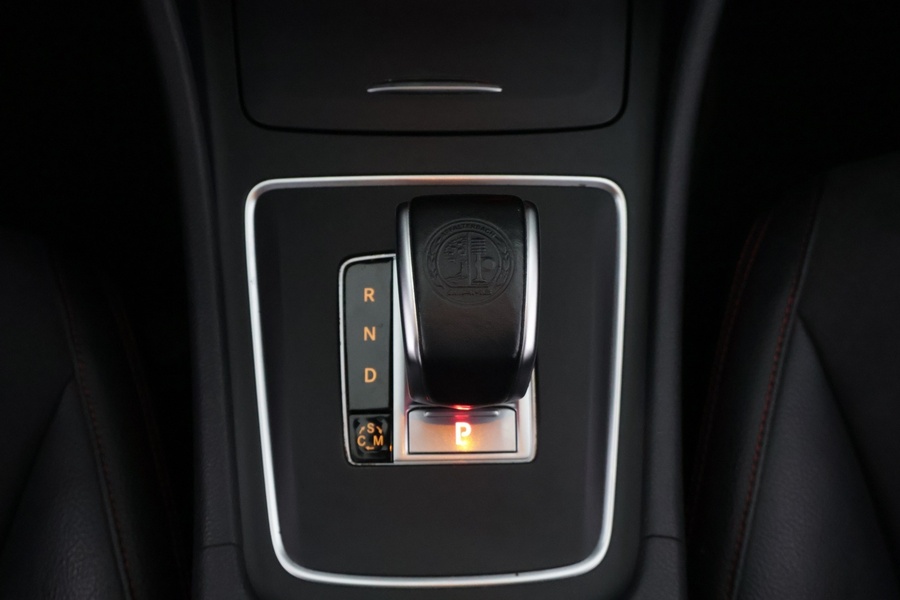 Mercedes-Benz CLA vaihtoauto