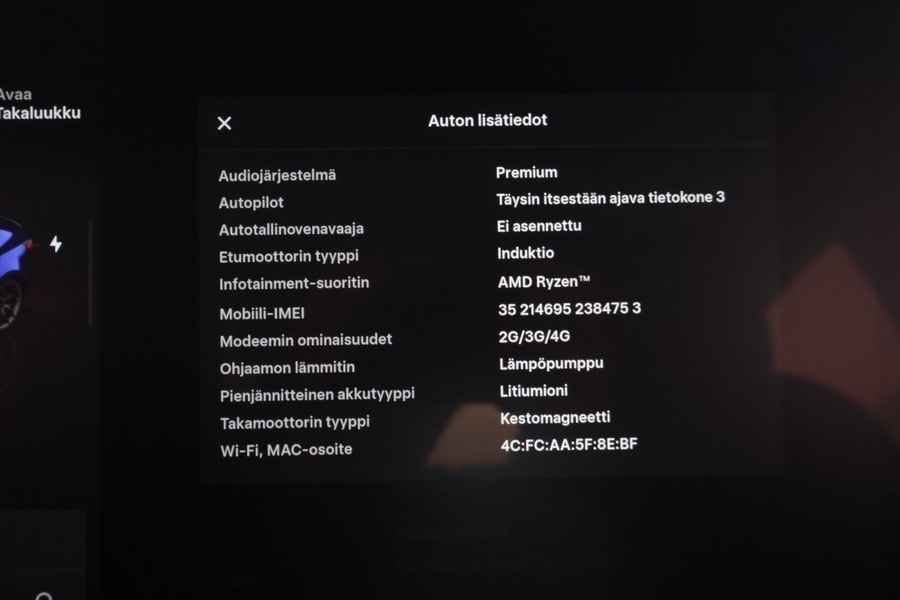 Tesla Model 3 vaihtoauto