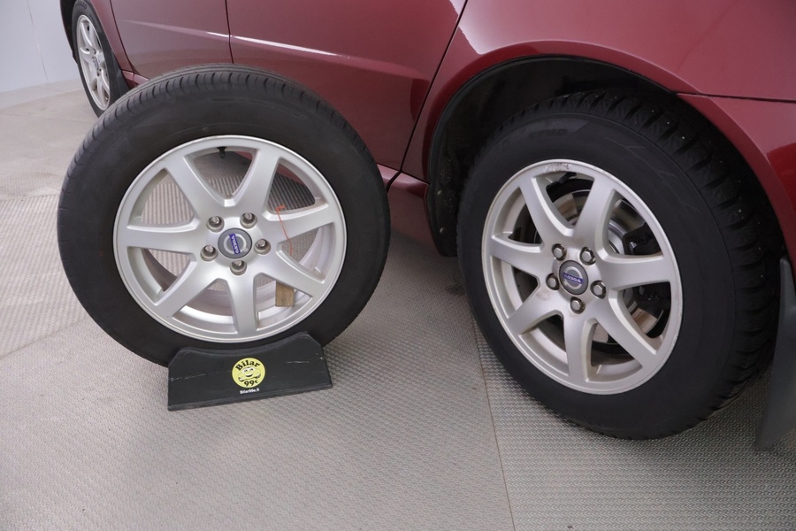 Volvo V70 vaihtoauto