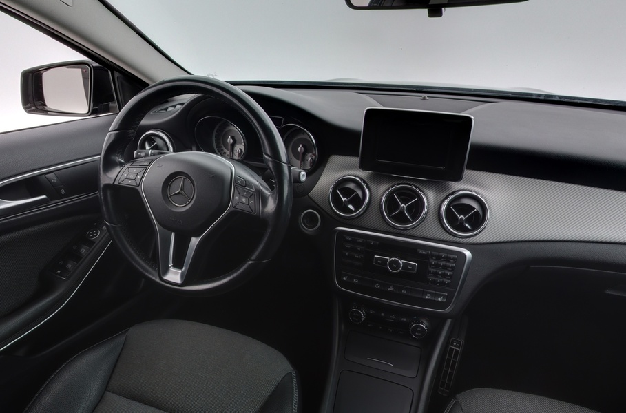 Mercedes-Benz GLA vaihtoauto