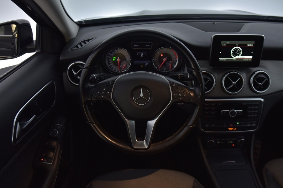 Mercedes-Benz GLA vaihtoauto