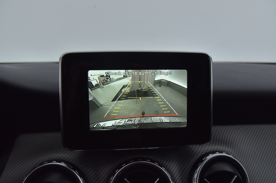 Mercedes-Benz GLA vaihtoauto