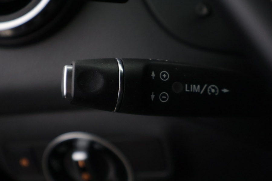 Mercedes-Benz GLA vaihtoauto