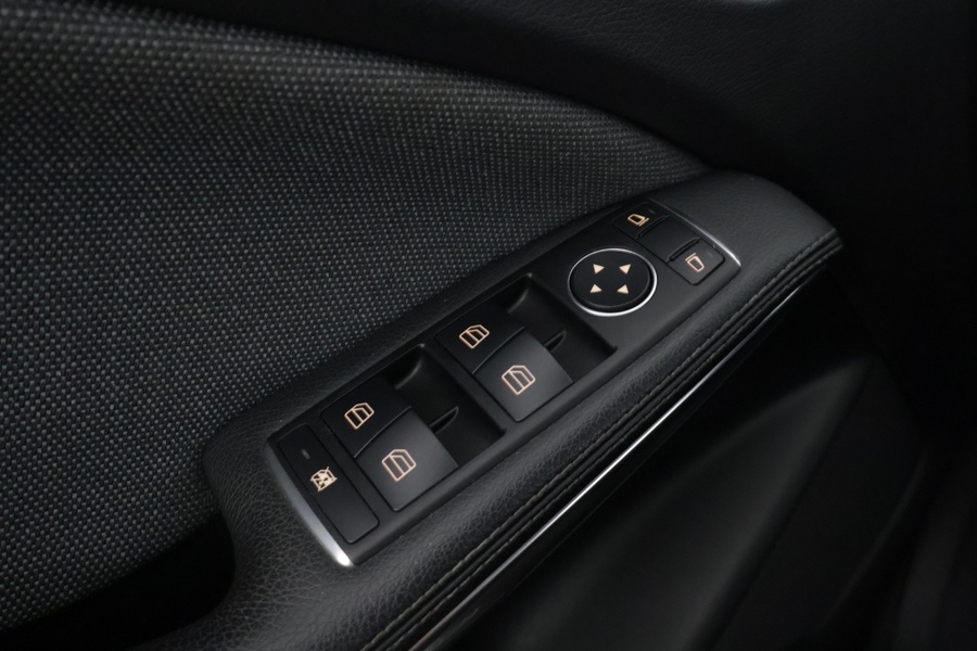 Mercedes-Benz GLA vaihtoauto