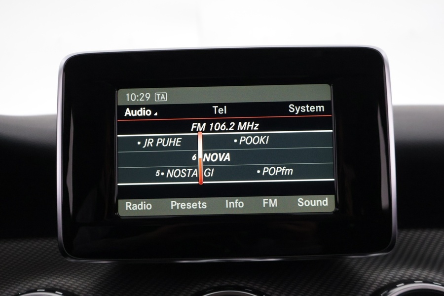 Mercedes-Benz GLA vaihtoauto