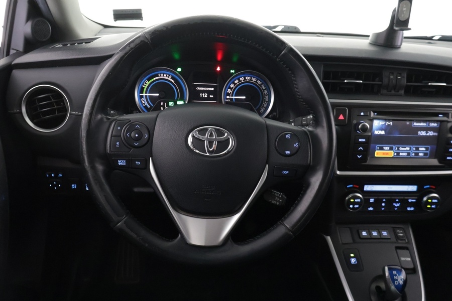 Toyota Auris vaihtoauto