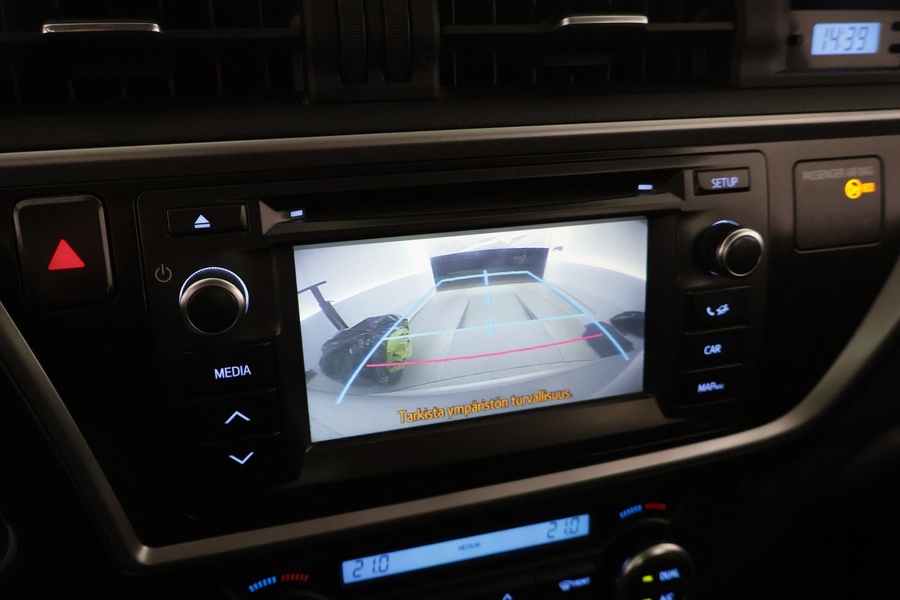 Toyota Auris vaihtoauto