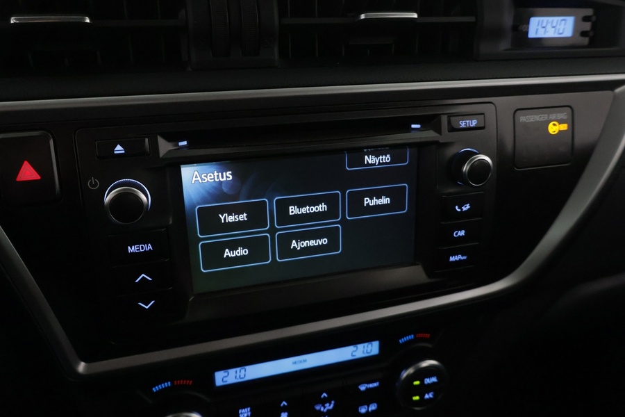 Toyota Auris vaihtoauto