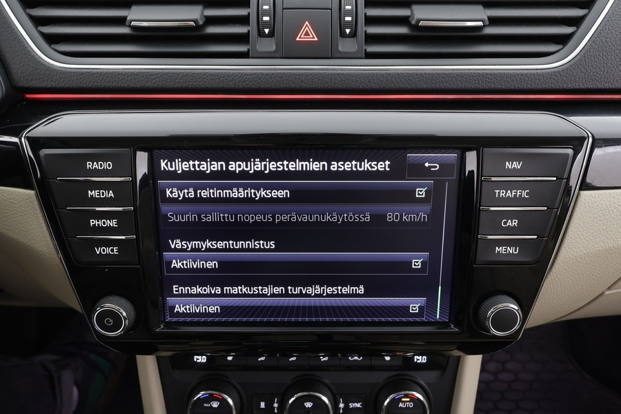 Skoda Superb vaihtoauto