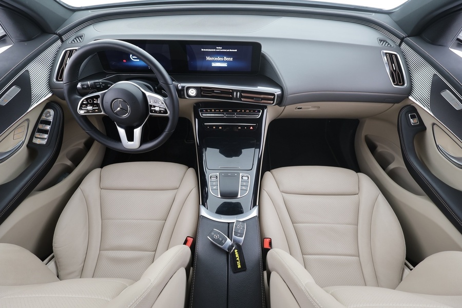 Mercedes-Benz EQC vaihtoauto