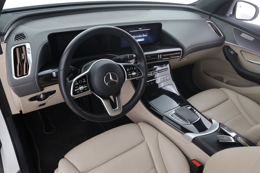 Mercedes-Benz EQC vaihtoauto