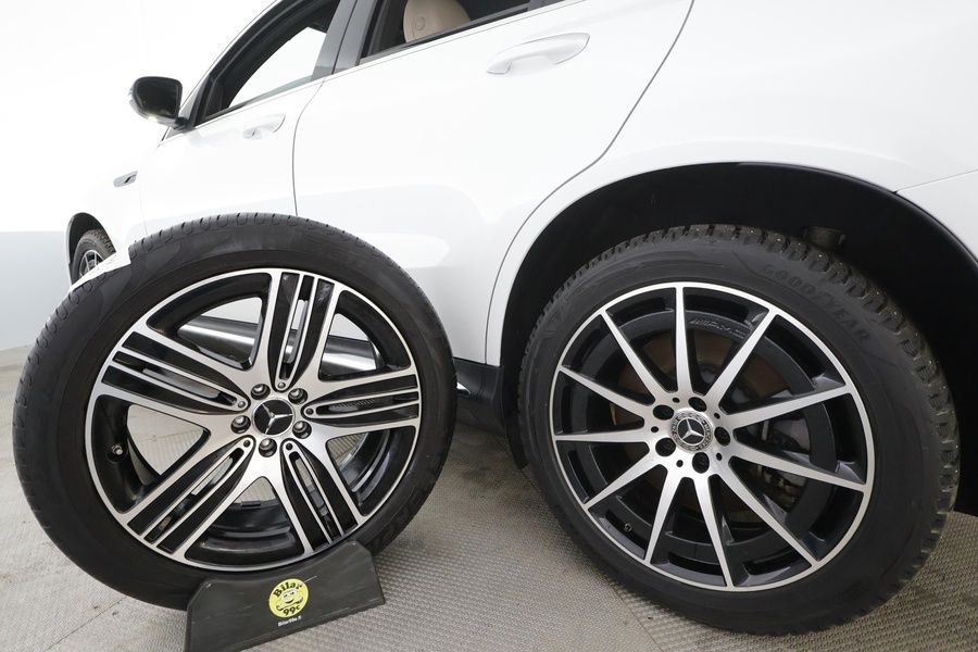 Mercedes-Benz EQC vaihtoauto