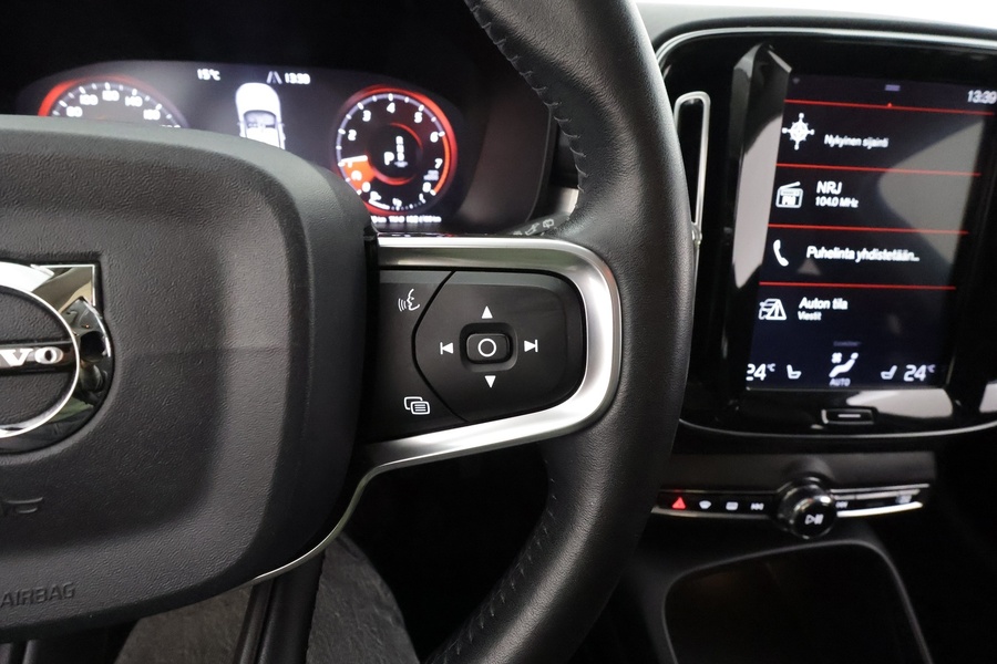 Volvo XC40 vaihtoauto