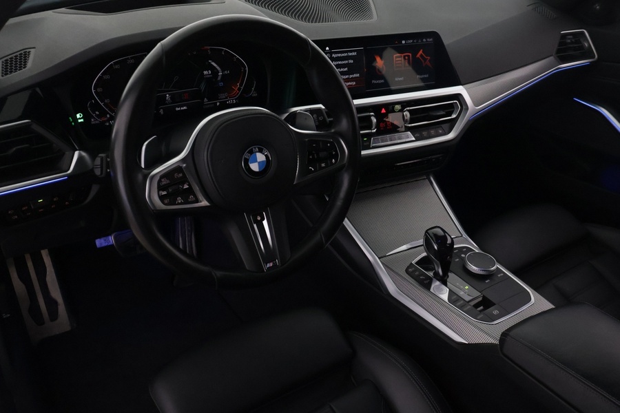 BMW 330 vaihtoauto