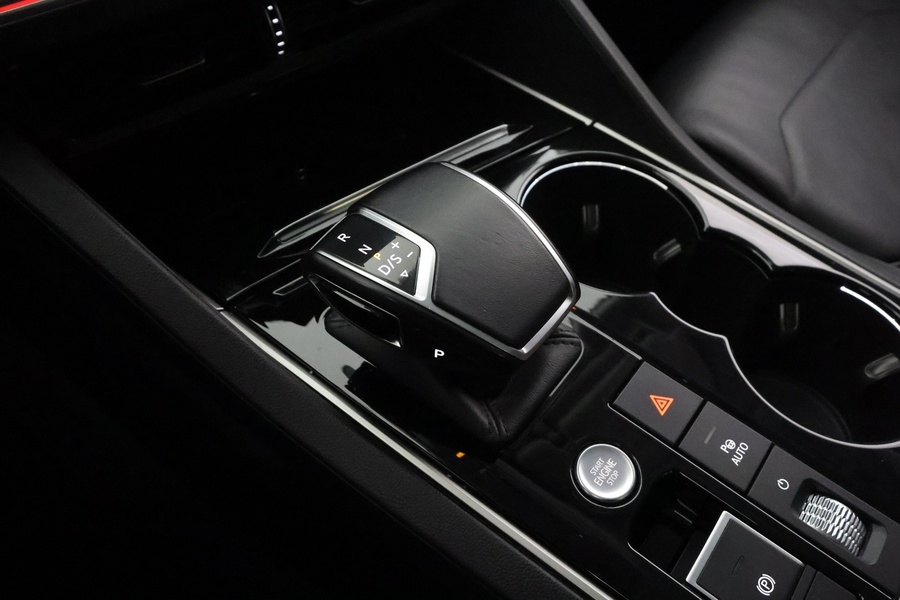 Volkswagen Touareg vaihtoauto