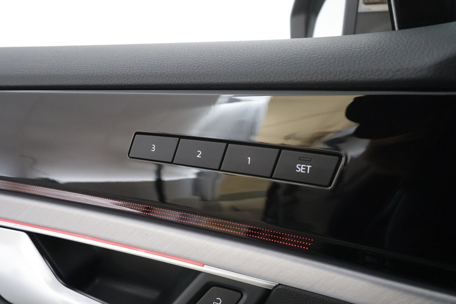 Volkswagen Touareg vaihtoauto