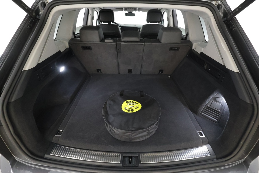 Volkswagen Touareg vaihtoauto