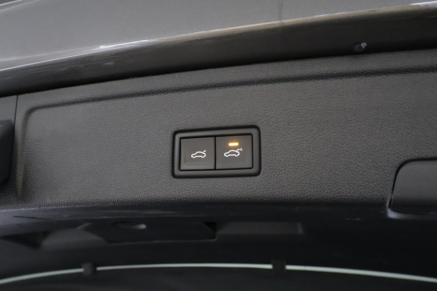 Volkswagen Touareg vaihtoauto