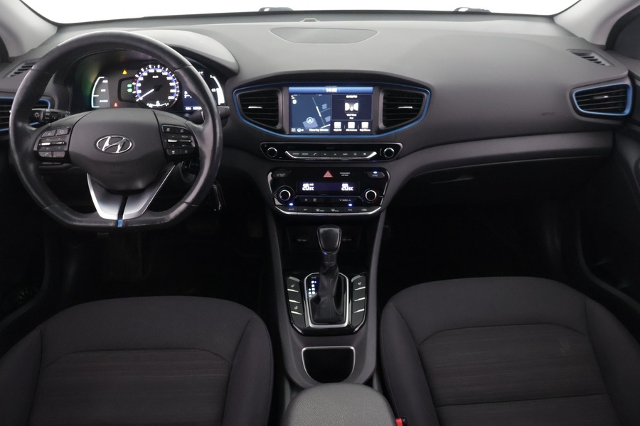 Hyundai IONIQ hybrid vaihtoauto