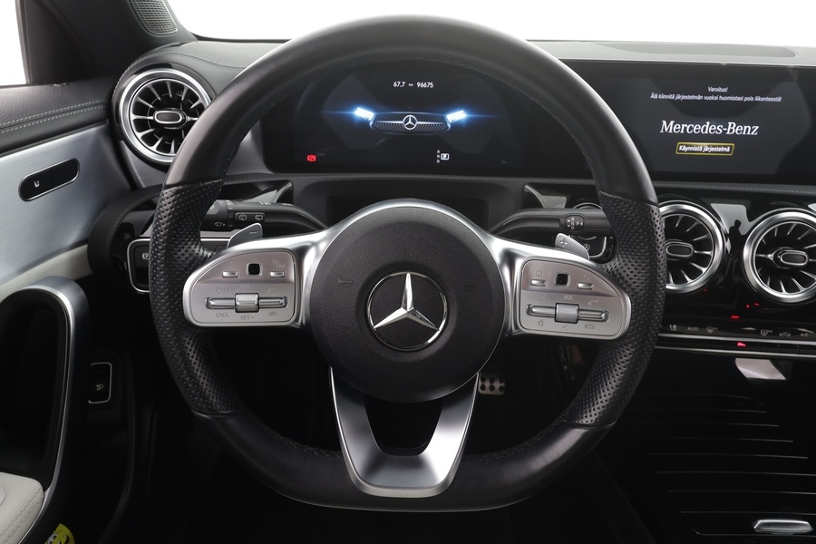 Mercedes-Benz CLA-sarja vaihtoauto