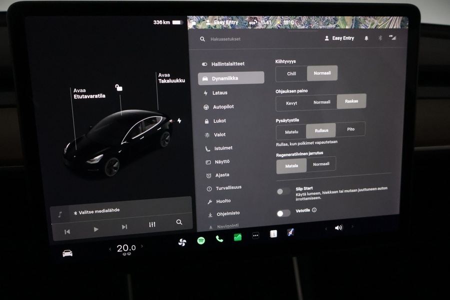 Tesla Model 3 vaihtoauto