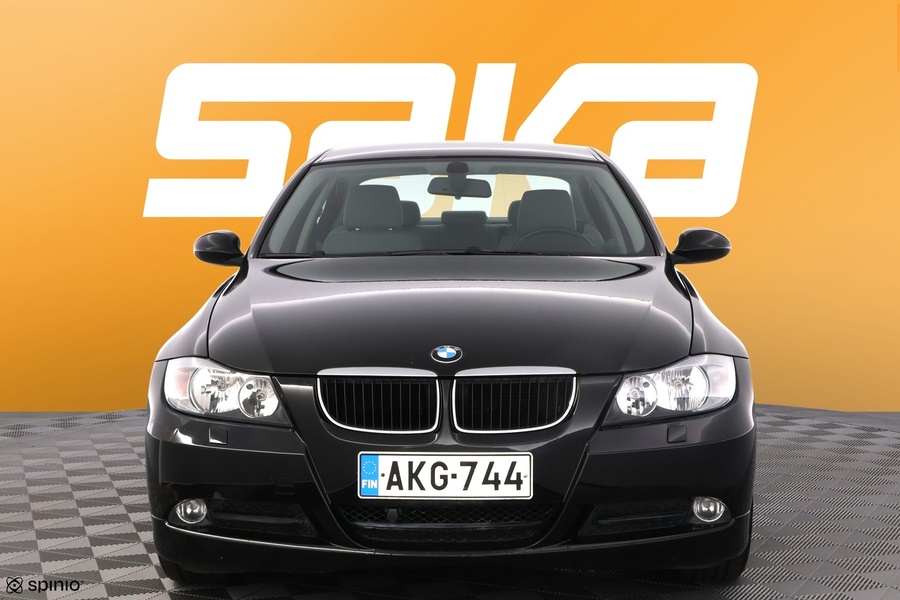 BMW 318 vaihtoauto