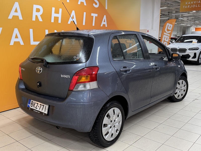 Toyota Yaris vaihtoauto