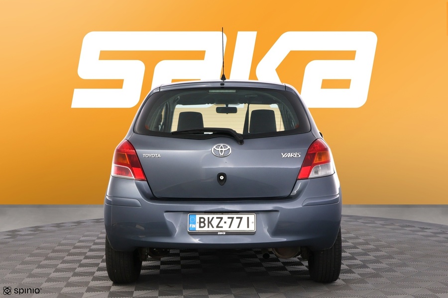 Toyota Yaris vaihtoauto