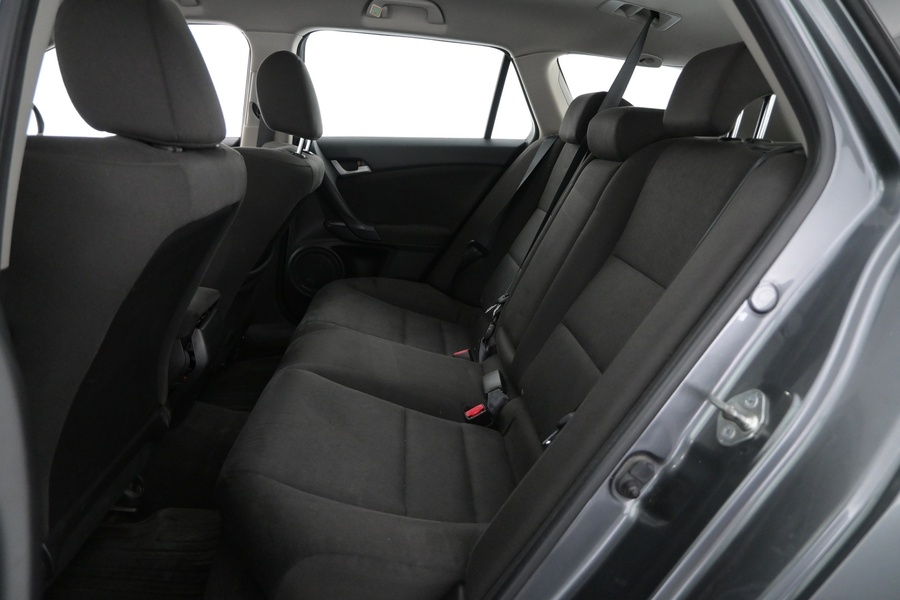 Honda Accord vaihtoauto