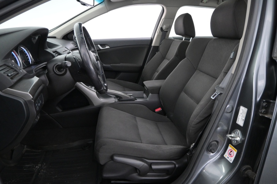 Honda Accord vaihtoauto