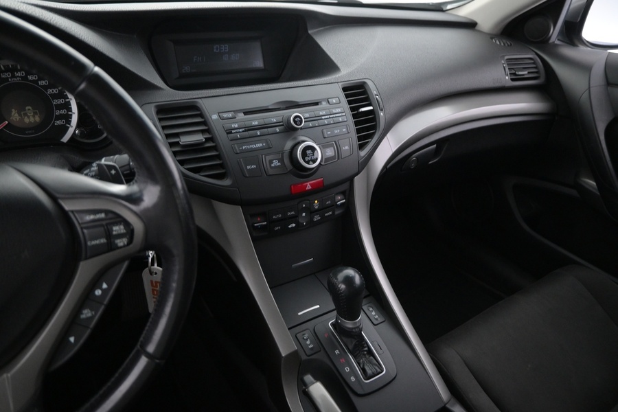 Honda Accord vaihtoauto