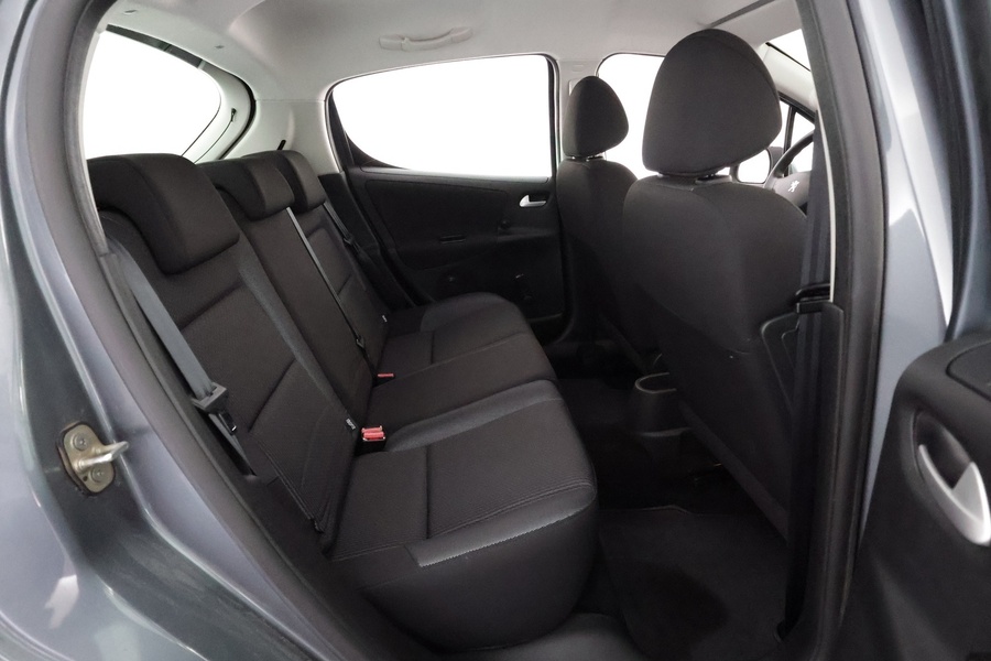 Peugeot 207 vaihtoauto