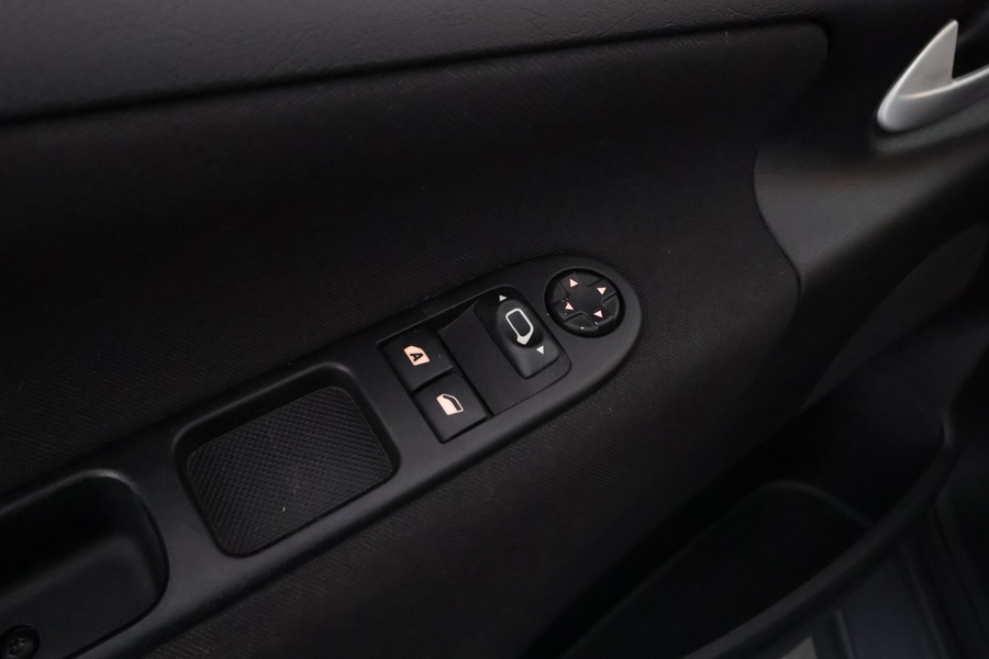 Peugeot 207 vaihtoauto