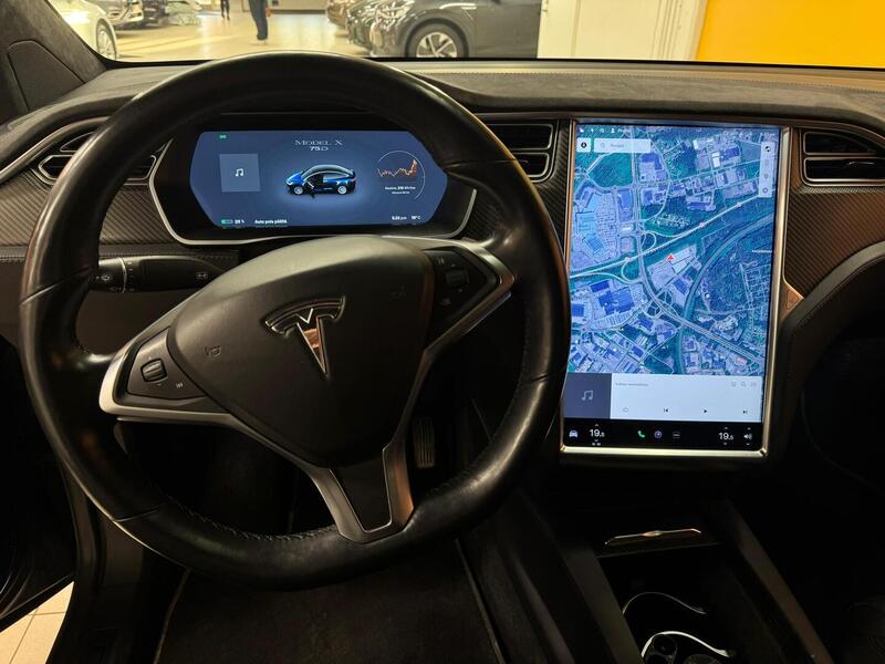Tesla Model X vaihtoauto